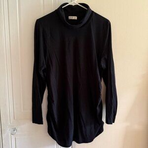 Black Long Sleeve Old Navy Maternity Turtleneck Top Size XL